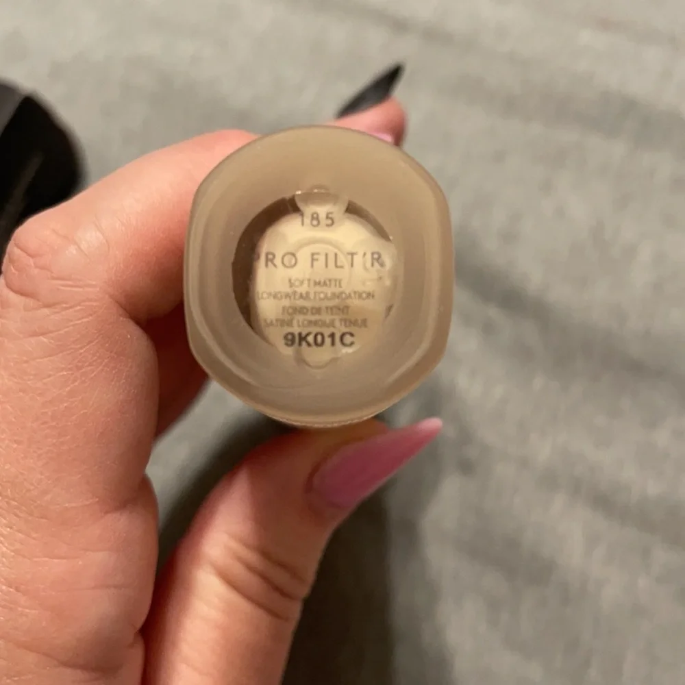 Fenty 185 Pro Filt'r Soft Matte Longwear Foundation